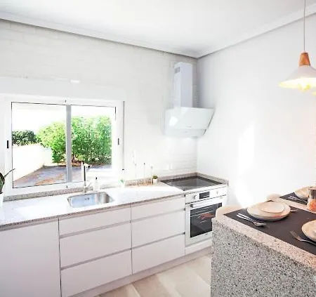 Thader I With Views Apartment *